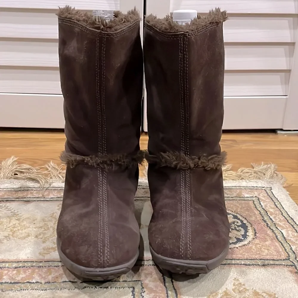 Timberland Mukluk Brown Suede Warm Women’s Sz 5.5M Slip On Faux Fur Winter Boot